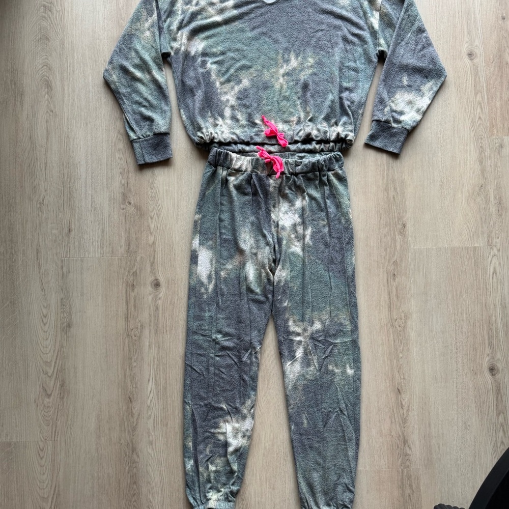 Vintage Havana Pink and Green Set